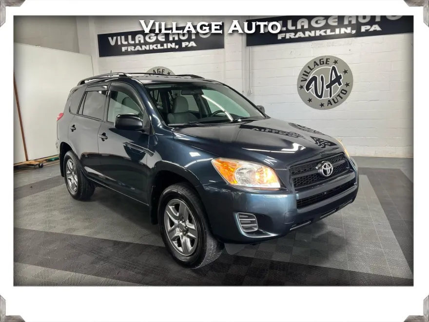 2010 Toyota RAV4 Base photo 1