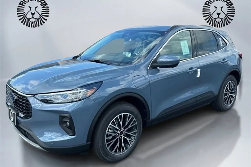 2025 Ford Escape Plug-In Hybrid photo 1