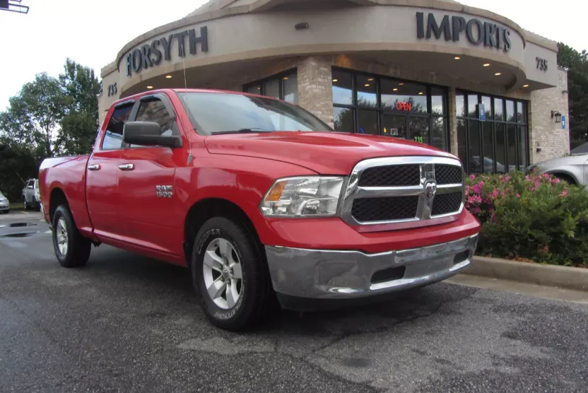 2013 Ram 1500 SLT photo 1