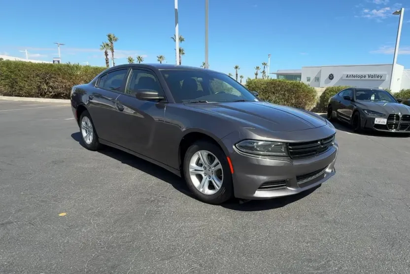 2022 Dodge Charger SXT photo 1