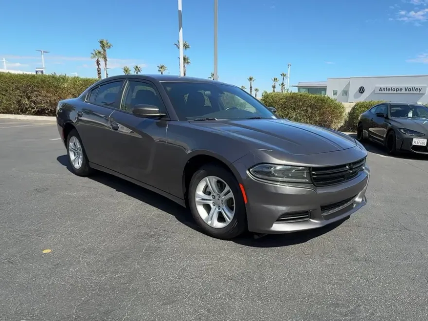 2022 Dodge Charger SXT photo 1