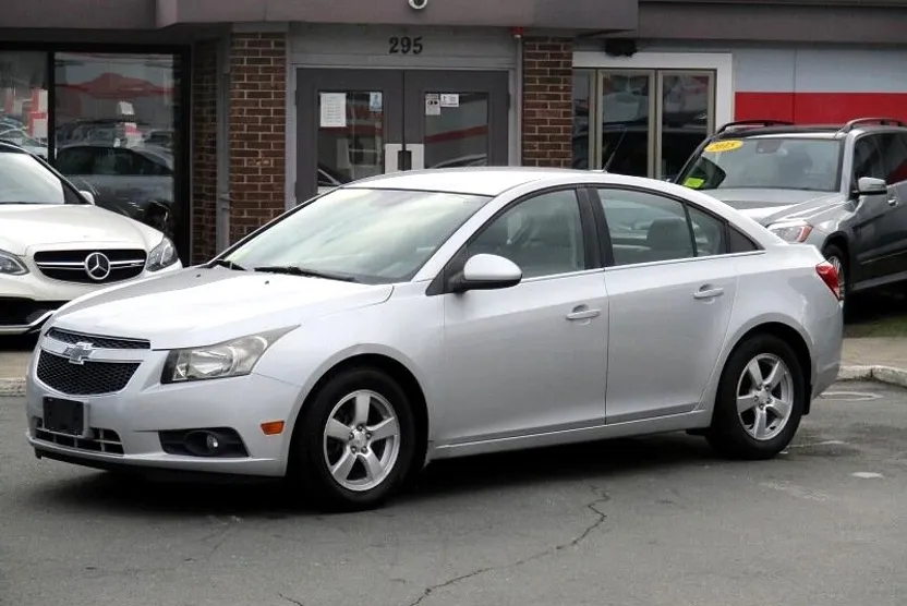 2014 Chevrolet Cruze photo 1