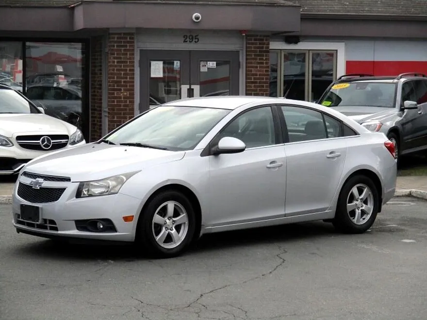 2014 Chevrolet Cruze photo 1