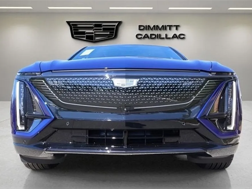 2025 Cadillac Lyriq Sport photo 1