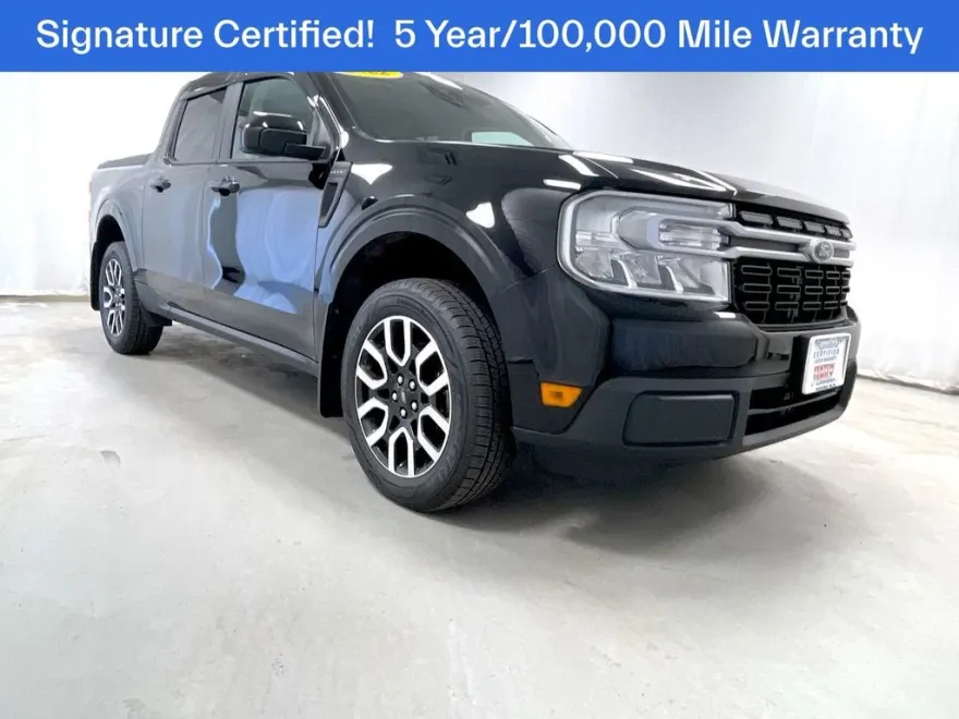 2022 Ford Maverick Lariat photo 1