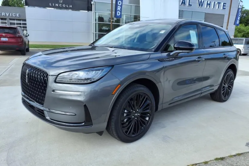 2025 Lincoln Corsair Premiere photo 1