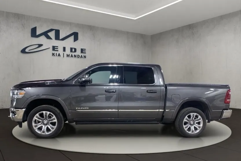 2023 Ram 1500 Limited photo 1