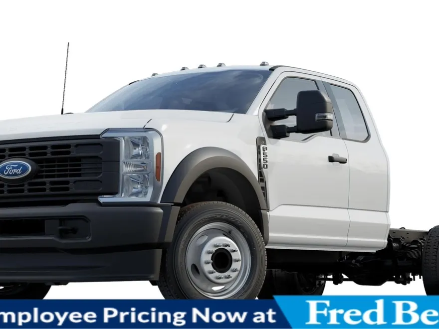 2025 Ford F-550 XL photo 1
