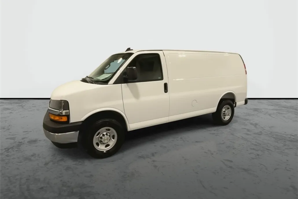 2025 Chevrolet Express Cargo 2500 photo 1