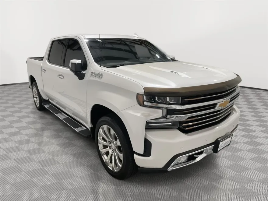 2019 Chevrolet Silverado 1500 High Country photo 1