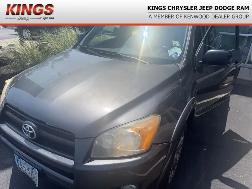 2010 Toyota RAV4 Sport photo 1