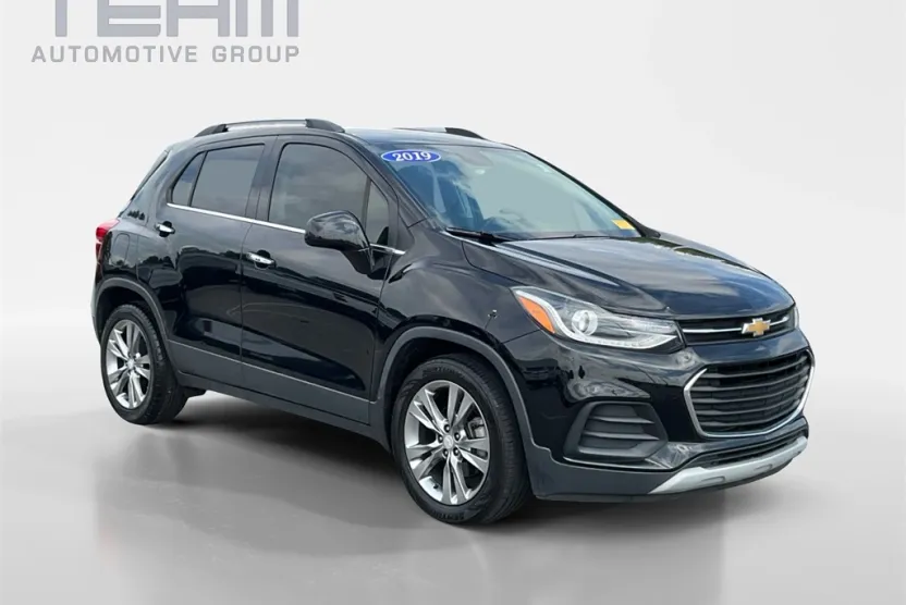 2019 Chevrolet Trax LT photo 1