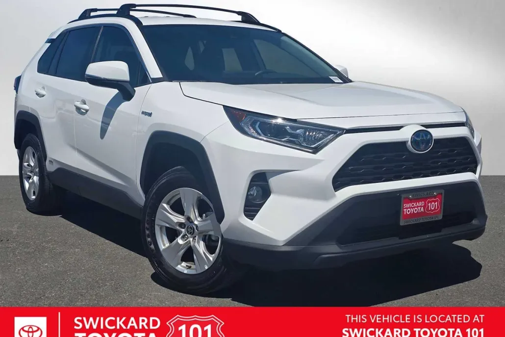 2021 Toyota RAV4 Hybrid XLE photo 1