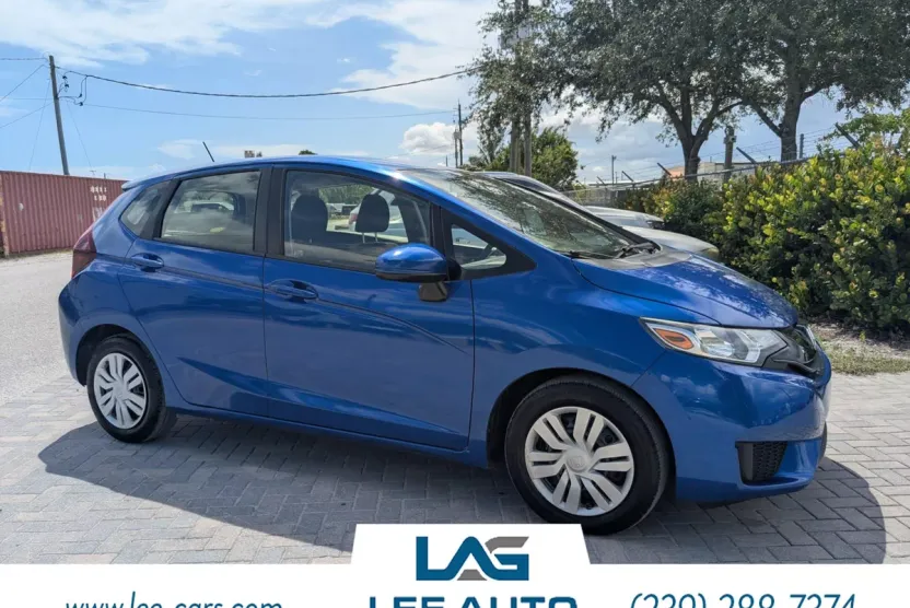 2017 Honda Fit LX photo 1