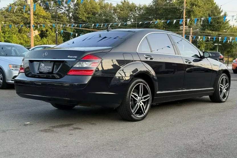 2009 Mercedes Benz S 550 4MATIC photo 1