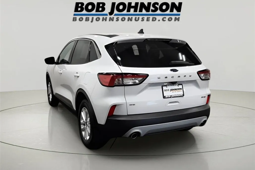 2021 Ford Escape SE photo 1