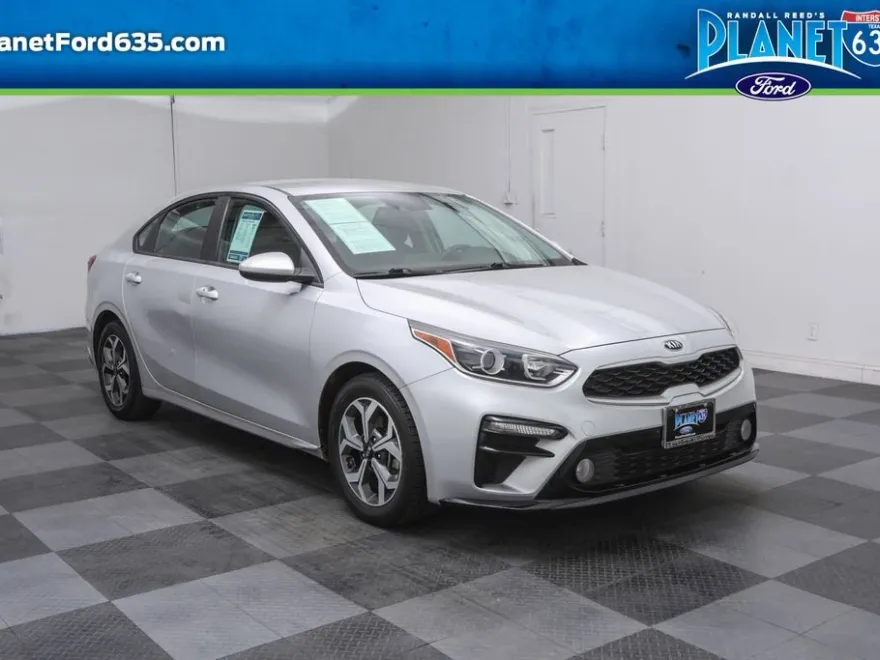 2021 Kia Forte LXS photo 1