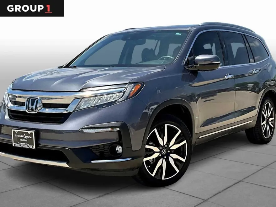 2022 Honda Pilot Touring photo 1