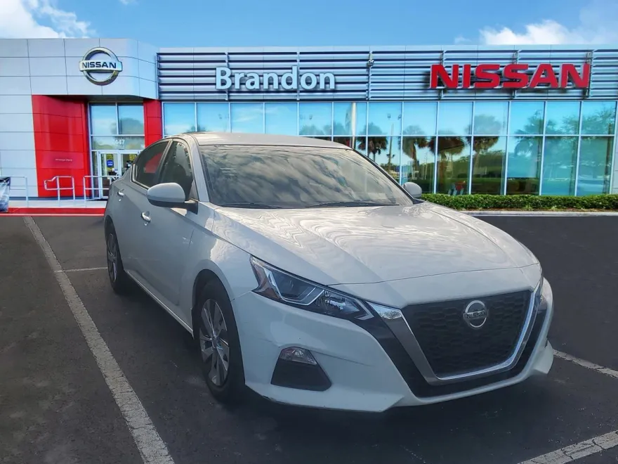 2019 Nissan Altima 2.5 S photo 1