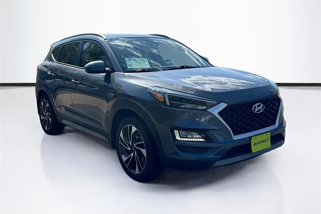 2021 Hyundai Tucson Sport photo 1