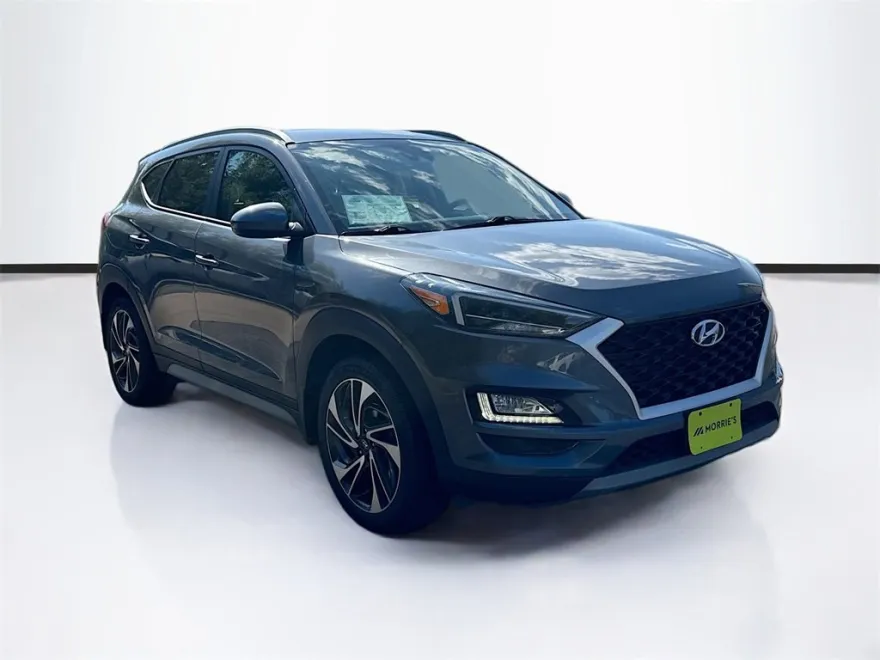 2021 Hyundai Tucson Sport photo 1