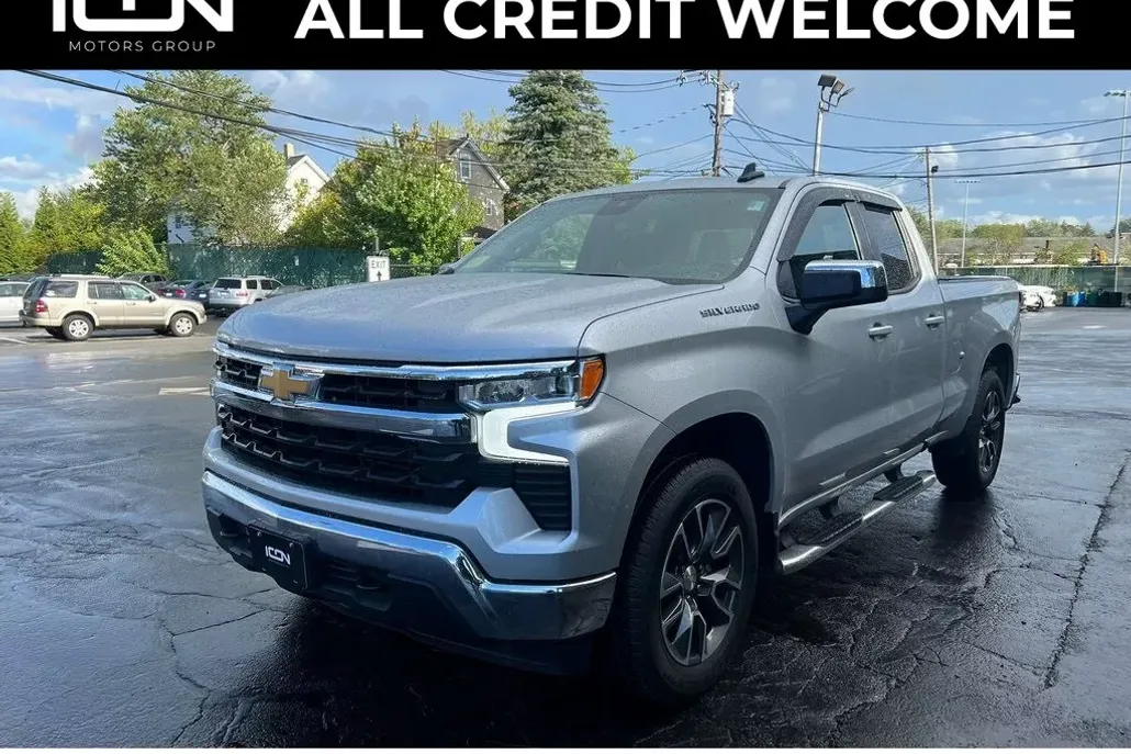 2022 Chevrolet Silverado 1500 LT photo 1