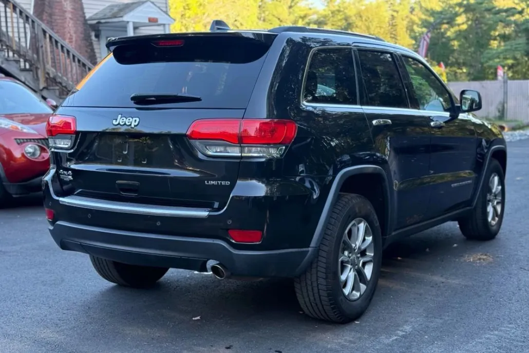 2015 Jeep Grand Cherokee Limited Sport photo 1