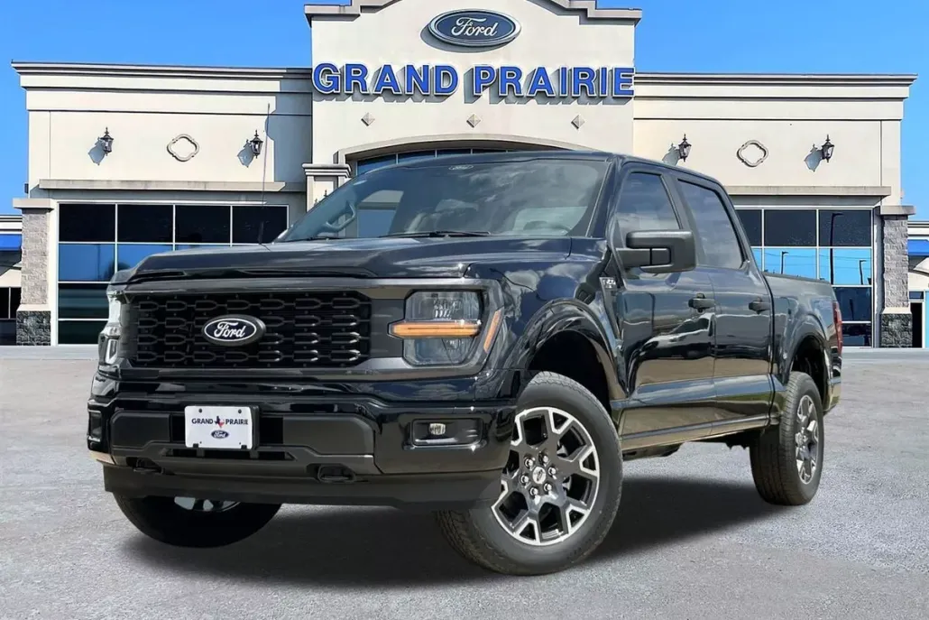 2025 Ford F-150 STX photo 1