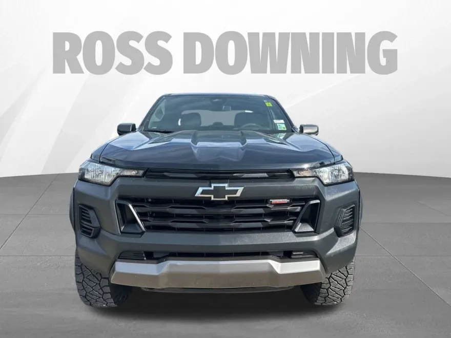 2023 Chevrolet Colorado Trail Boss photo 1