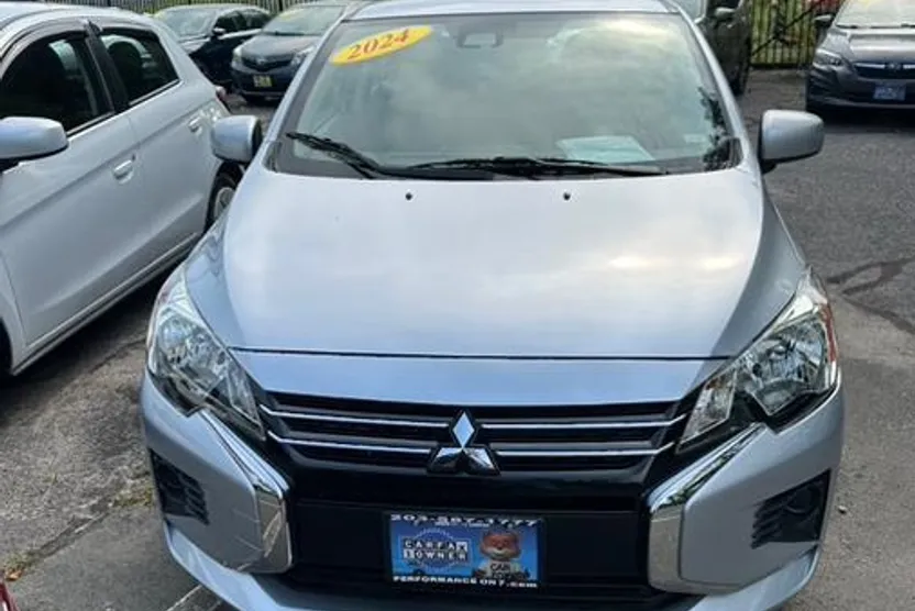 2024 Mitsubishi Mirage ES photo 1