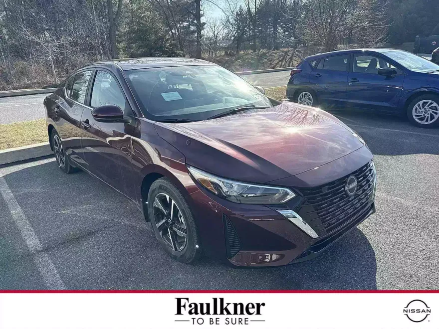 2025 Nissan Sentra SV photo 1