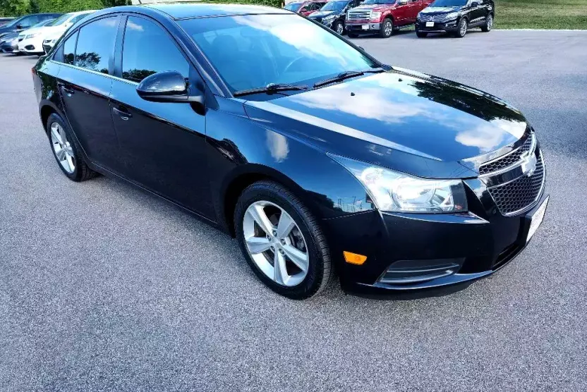 2014 Chevrolet Cruze LT photo 1