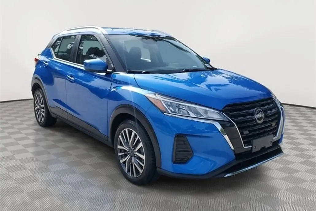 2024 Nissan Kicks SV photo 1