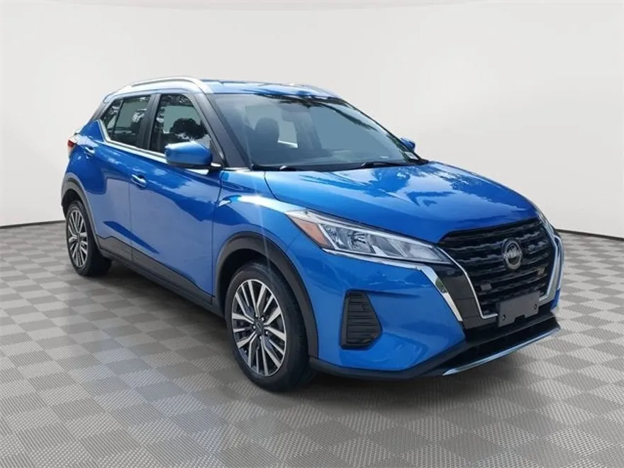 2024 Nissan Kicks SV photo 1