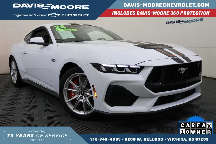 2024 Ford Mustang GT Premium photo 1
