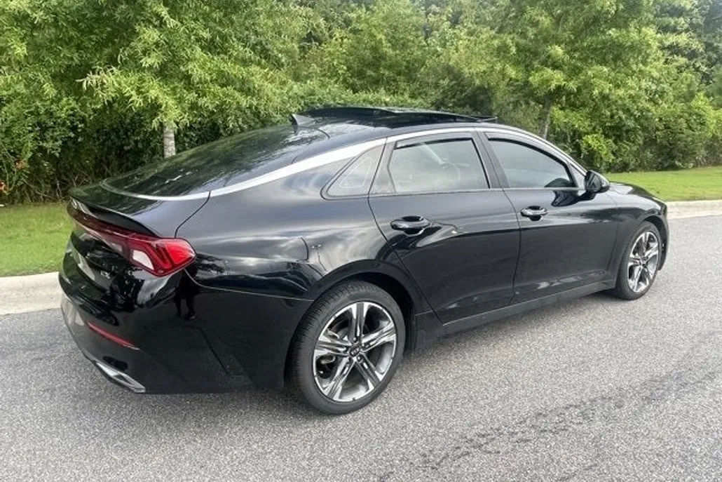 2021 Kia K5 EX photo 1