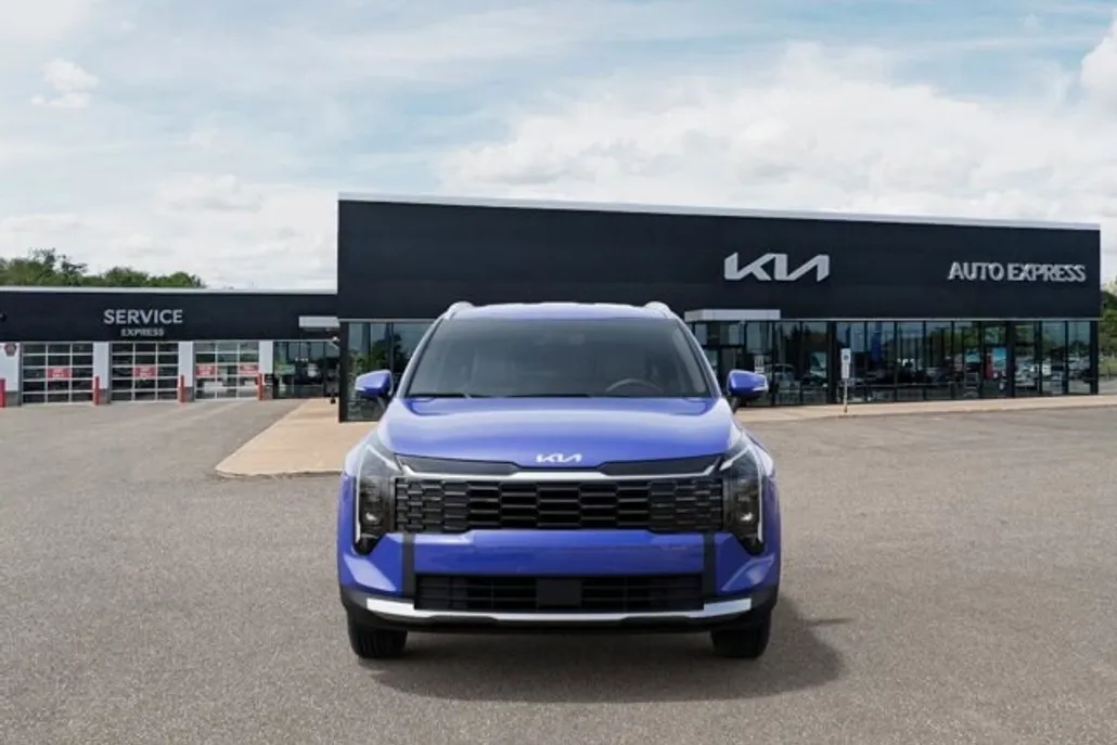 2026 Kia Sportage EX photo 1
