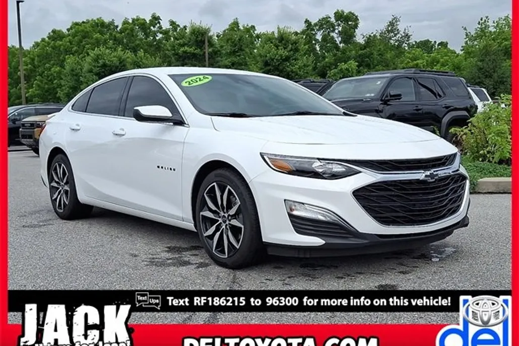 2024 Chevrolet Malibu RS photo 1