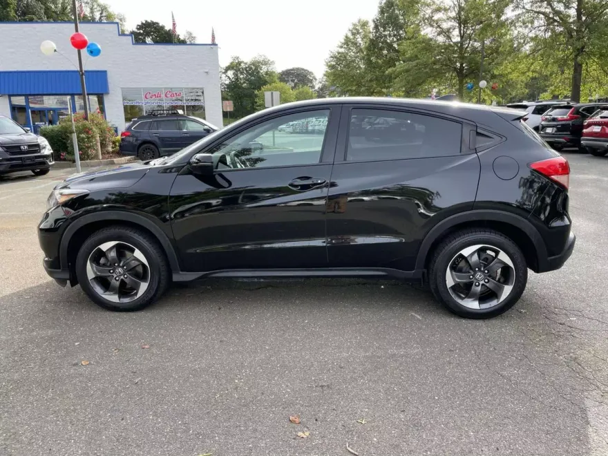 2018 Honda HR-V EX photo 1