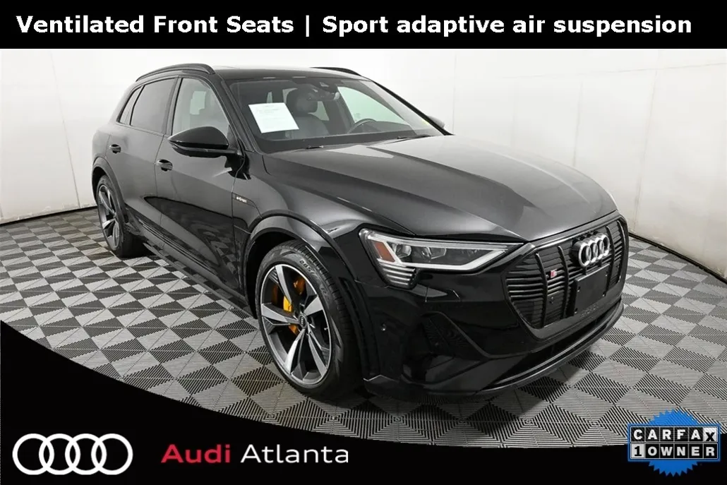 2022 Audi e-tron Premium Plus photo 1