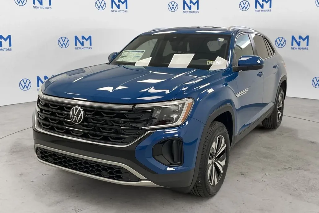 2025 Volkswagen Atlas Cross Sport SE photo 1