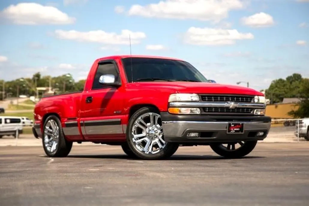 1999 Chevrolet Silverado 1500 LS photo 1