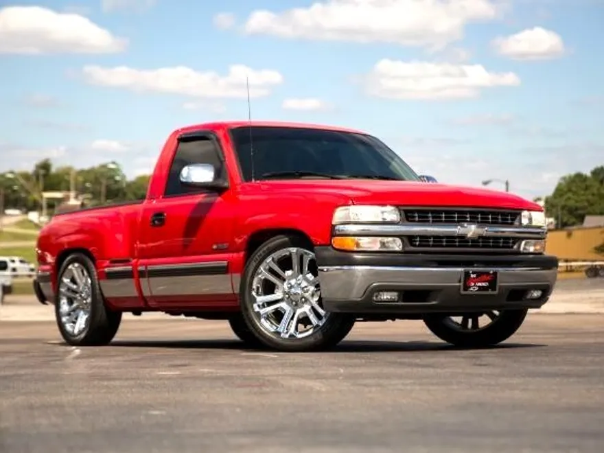1999 Chevrolet Silverado 1500 LS photo 1