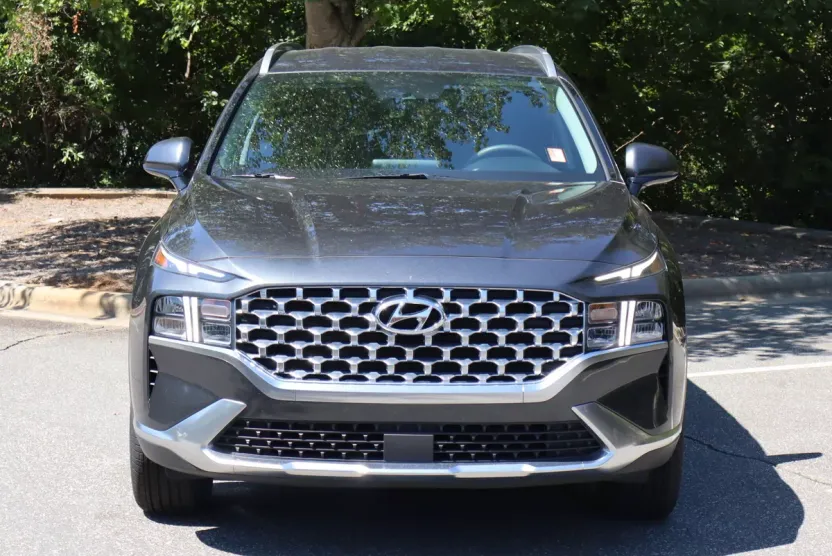 2022 Hyundai Santa Fe SEL photo 1
