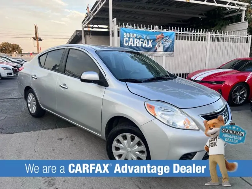 2012 Nissan Versa SV Sedan photo 1