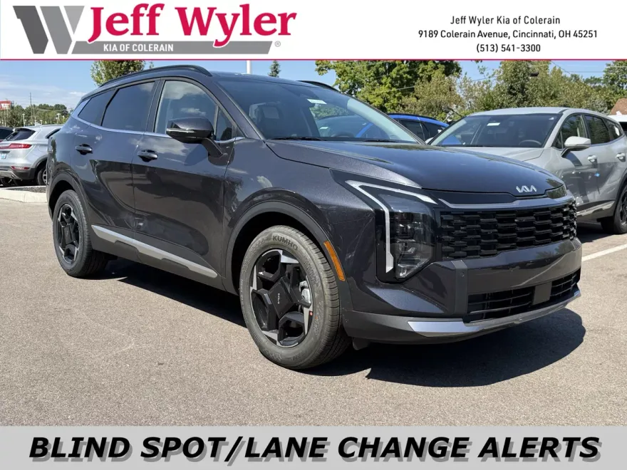 2026 Kia Sportage EX photo 1