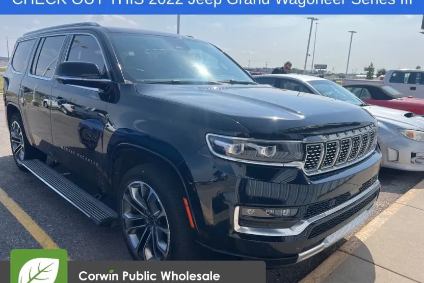 2022 Jeep Grand Wagoneer III photo 1