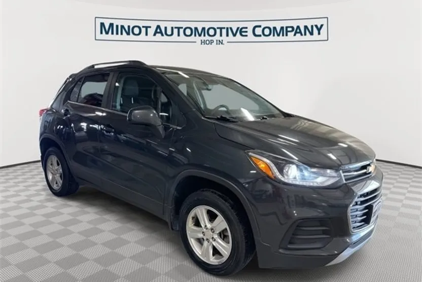 2017 Chevrolet Trax LT photo 1