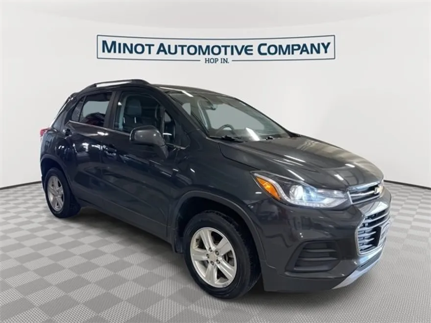 2017 Chevrolet Trax LT photo 1