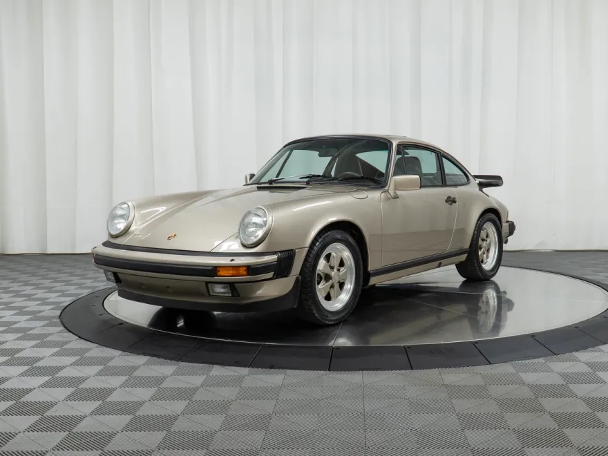 1986 Porsche 911 Coupe photo 1